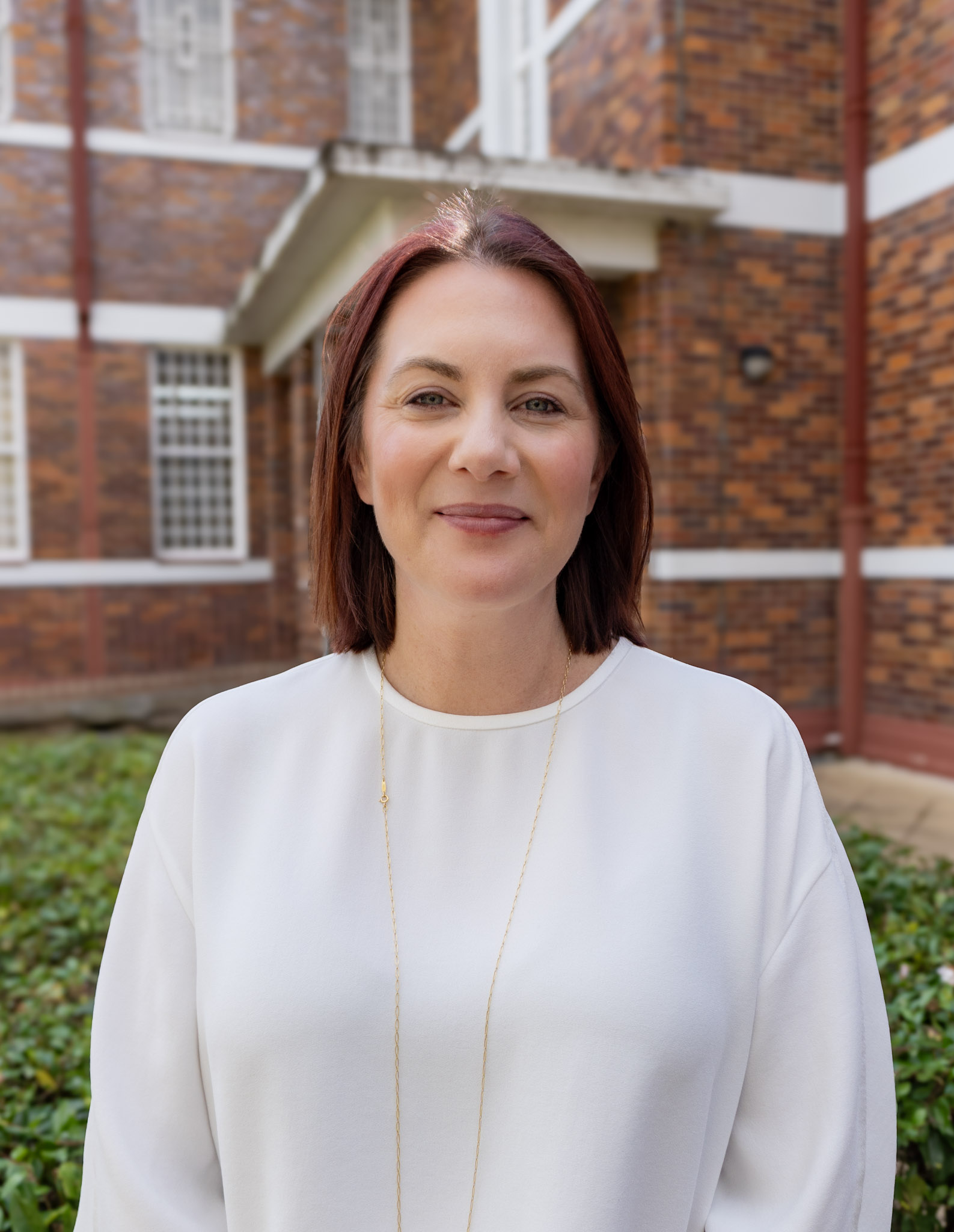 Associate Professor Nicola Warren